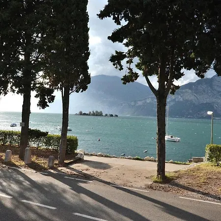 Fiocco With Lake View Terrace * Assenza di Brenzone